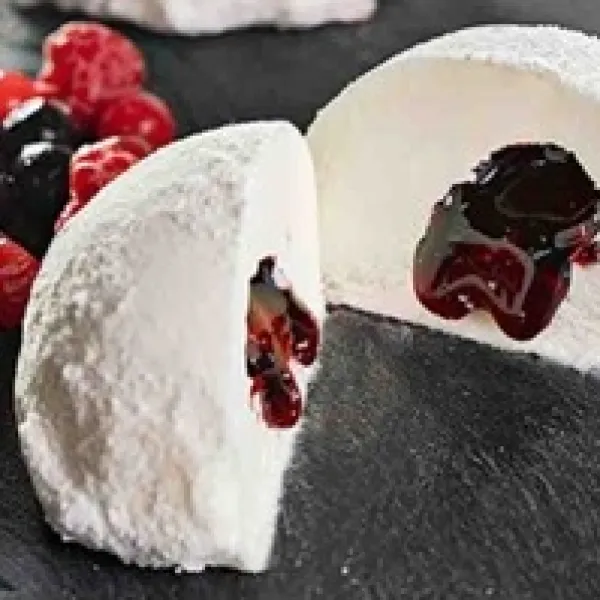 MOCHI CHEESECAKE Y FRUTOS ROJOS