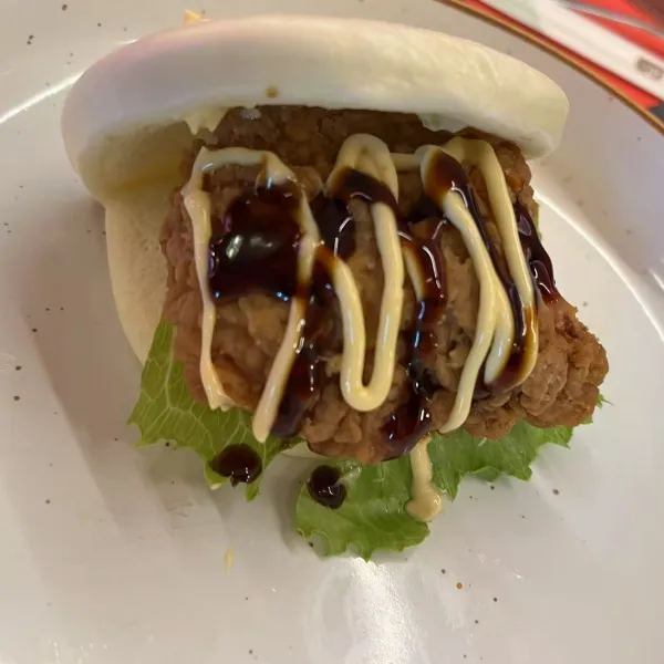 Pan bao de filete de pollo